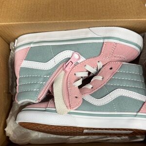 Brand New Vans Toddler Girl Sk8-Hi Reissue Side Zip Shoe Size 8.5  Pink